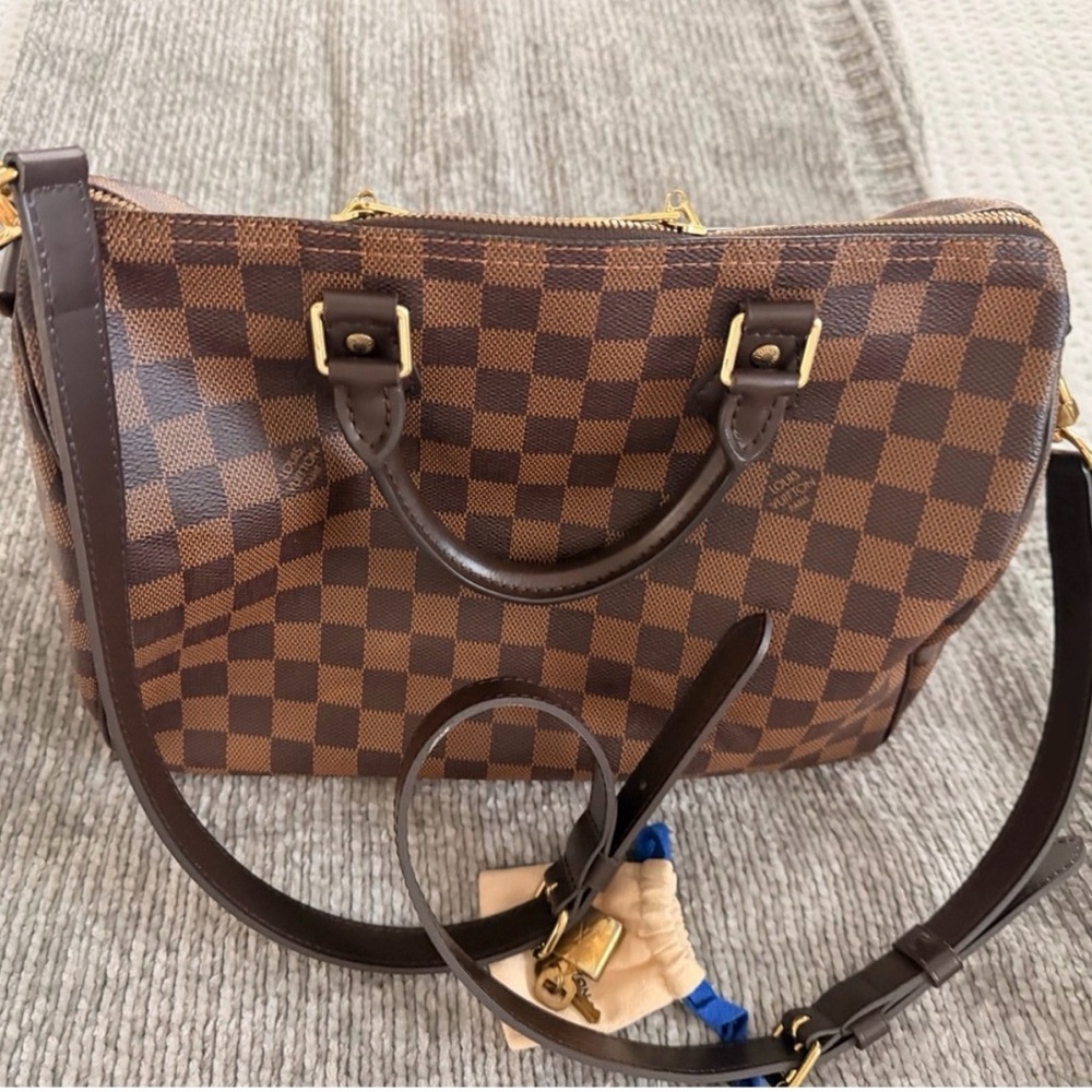 Authentic Louis Vuitton Checkered Satchel Damier Speedy 30